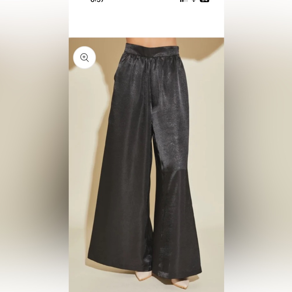 NWT Wide Leg Black Sateen Pants